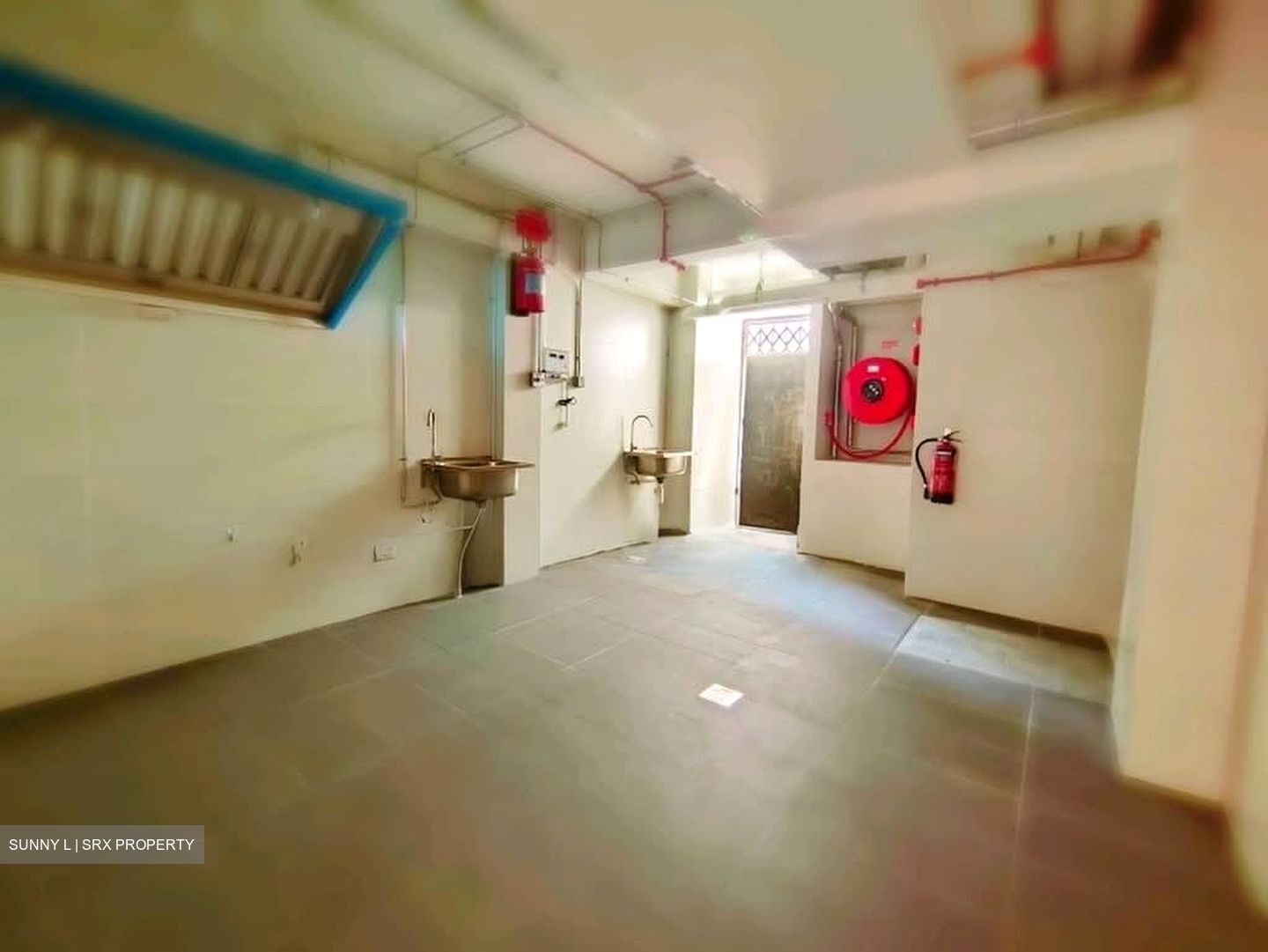Chancerlodge Complex (D14), Retail #585213361